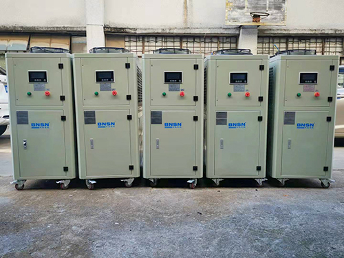 高低溫東源冷水機的圖片